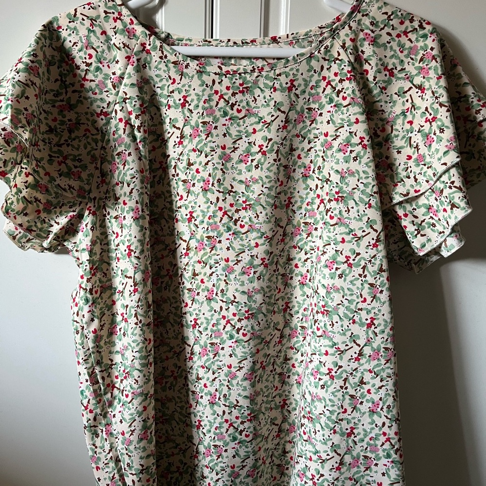 Cream Floral Flutter-Sleeve Blouse with Pink & Green Print